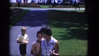 Niagra Falls Canada (1964): Little Kids Walk Thru The Park With Mom While Other