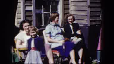 Niagra Falls New York (1964): The Lady's Were Talking And The Little Girl Were