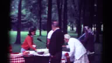 Toledo Ohio (1964): Family Picnic In The Park