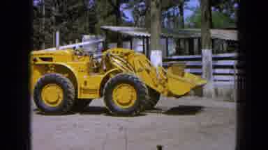 Pueblo Mexico (1965): Old Video Of Machinery
