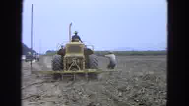 Pueblo Mexico (1965): We Must Plow The Field To Plant The Fields