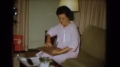 New Mexico USA (1967): Open Christmas Presents