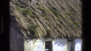England (1969): A Well Preserved Home In Ireland From 200 Years Ago