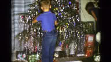 Clarksdale Arizona USA (1968): Happy Family Around The Christmas Tree And Looking