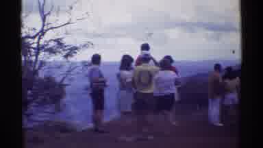 Mauna Ulu Hawaii (1971): Several Groups Of Tourists Stand On Top The The Cliff And