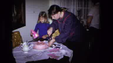 Fort Wayne Indiana (1973): Child's Birthday With Cake
