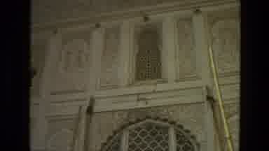 India (1974): Inter And Exterior View Of White Window Lattice Work Of Temple