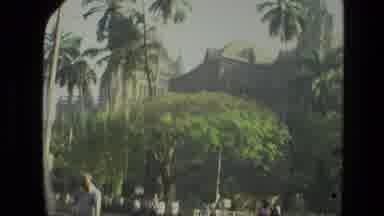 India (1974): Seeing A Cool New City For The First Time While Sightseeing