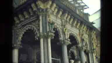 India (1974): Traveling Roman Style Building