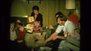 Fort Wayne Indiana (1976): Family Gathered On Christmas Morning In Room Opening