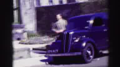 Edinbourgh Scotland (1952): The Driver Impatiently Awaits For His Passengers To