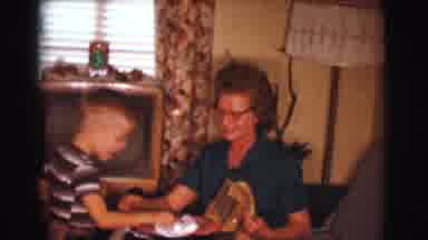 Clarkdale Arizona (1961): Woman Showing Child Present By The Tree On Christmas