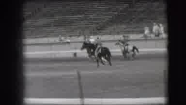Denver Colorado USA (1941): Experienced Cowboy Riding Pinto Bucking Bronco In