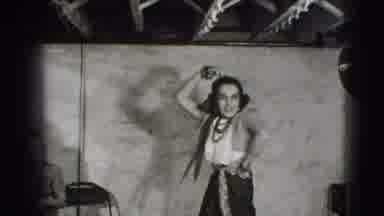 Joliet Illinois USA (1941): Old Military Video Of Girls Dancing For Soldiers