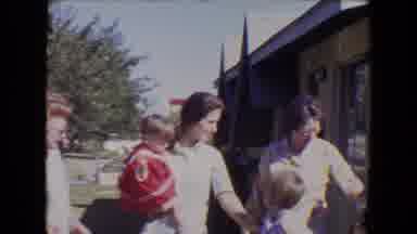 Tucson Arizona USA (1967): Great Times Gathering With Mom And Kids To Take Photos