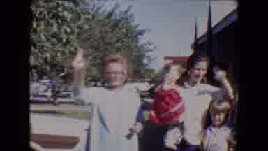 Tucson Arizona USA (1967): Four Adult Women Three Small Little Girls Waving