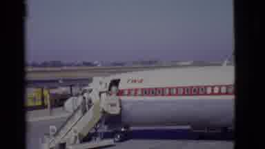 Arizona USA (1968): Passengers Boarding A Huge Twa Passenger Plane By Walking Up