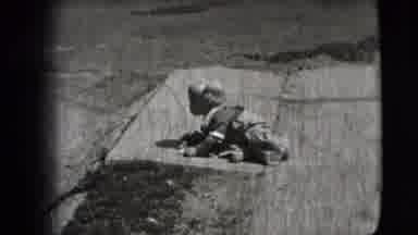 New Hampshire USA (1942): Small White Baby Trips And Falls In The Nasty Concerte
