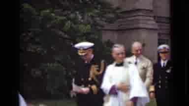 New York (1947): Walk Of Rich Person With Military Person Gathers Common People