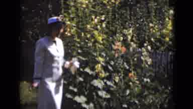 New York (1947): A Stroll Through The Garden