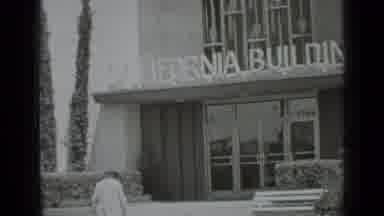 San Francisco California (1937): There Is A Middle Aged Woman Heading Towards A