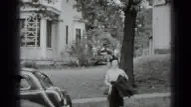New York USA (1939): Black And White Video Of Women In The Local Neighborhood