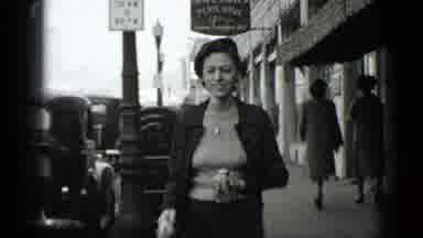 New York USA (1939): A Beautiful Young Woman Doing Shopping And Enjoying Walking