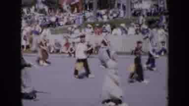 Iowa USA (1959): Its A Crowd Place Some People Are Walking