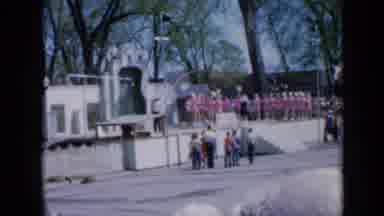 Iowa USA (1959): Public Prestige Presentation Of Girls In Play Coordinated On