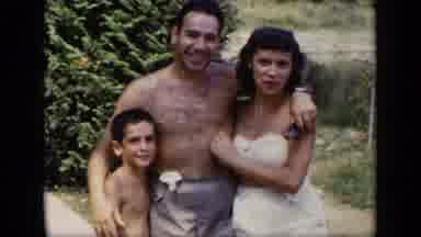 New York (1948): Mom And Dad With Son Hugging Each Other Posing For The Photo