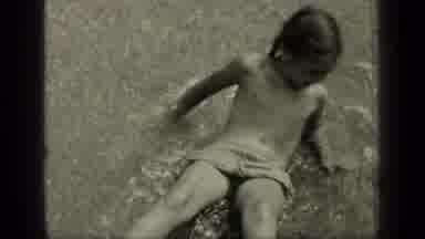 New York (1949): Young Girl Playing In The Mud