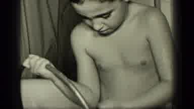 New York (1957): Kid Is Taking Bath With Hose