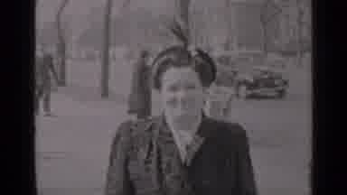 New York (1947): Family Of The Past Is Out On A Stroll Through The Park And Having