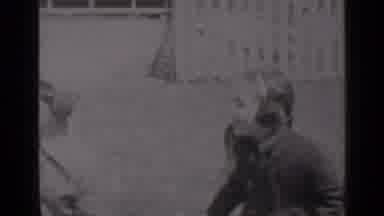 New York (1947): Old Timey Video Of Dad And Two Kids Look Very Happy