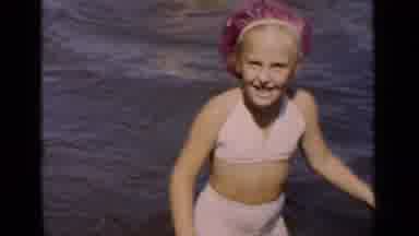 New York (1951): People In Family Swimming And Playing