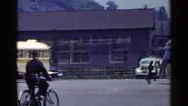 Japan (1953): Out For A Stroll Through Main Street