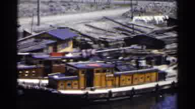 Japan (1953): Low Tenor Life On The River And Lot Of Poverty