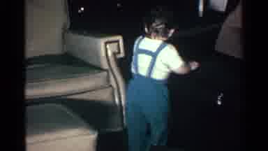 Kentucky USA (1963): A Baby Try To Walk For The First Time And It Is Wonderful To