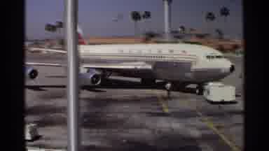Scottsdale Arizona (1968): Airplane Moving Backwards