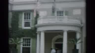 Jones Beach New York (1956): Old Ivy-Covered House