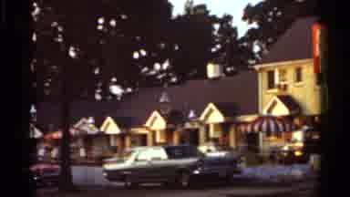 Arkansas USA (1965): A Very Old Amusement Park With Peanuts And Gift Shops All