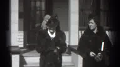 New York (1939): Three Ladies Walking Out Air Father Pothers Of Nice House And One