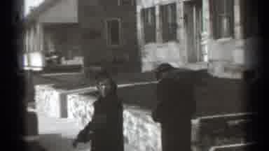 New York (1939): Two Women With Vintage Attire On Air Usual Prowling During That
