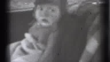 New York (1939): Baby Sitting In Car Set Turns To Look At Comer Man