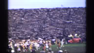 San Francisco California (1944): Weatherboarding Of Missive Event Of People With