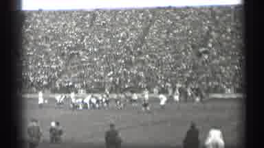 San Francisco California (1944): Bunch Of People Playing Pothers Together Father