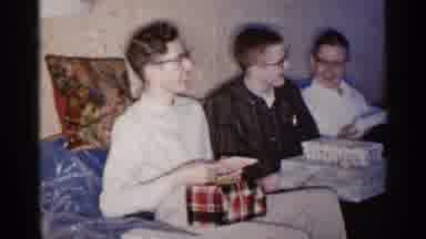 Minnesota USA (1961): Opening Gifts Is Fun