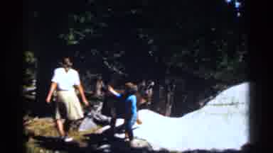 Colorado USA (1963): Family Enjoying Snow Outside