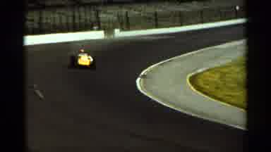 Indianapolis USA (1964): Yellow Recce Ices Round Turn On Bright Sunny Day