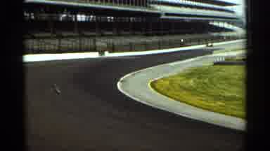 Indianapolis USA (1964): Race Car Coming Towards Made A Turn
